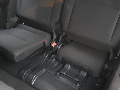 Used 2017 Toyota 4Runner SR5 image 25