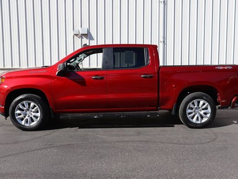 Used 2022 Chevrolet Silverado 1500 Custom w/ Safety Confidence Package image 34