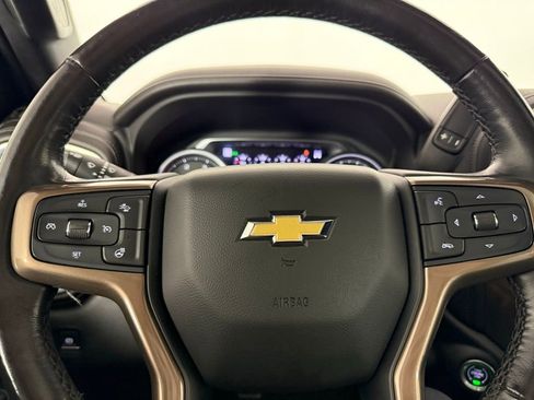 Used 2023 Chevrolet Silverado 2500 High Country w/ Technology Package image 24