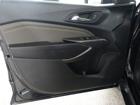 New 2026 Chevrolet Trax ACTIV FWD image 9