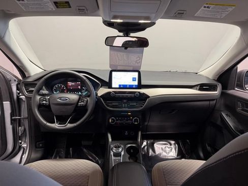 Used 2022 Ford Escape SE w/ Cold Weather Package AWD/4WD image 39