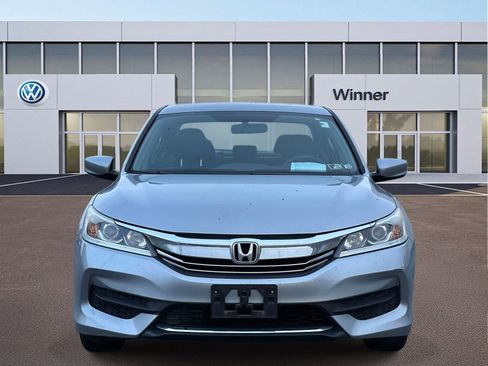 Used 2017 Honda Accord LX image 6