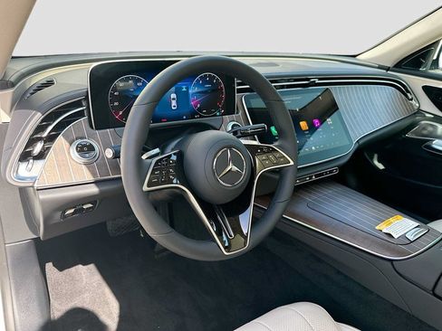 Used 2024 Mercedes-Benz E 450 4MATIC Sedan w/ Winter Package image 9