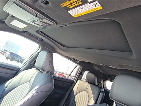 Used 2021 Toyota Highlander XSE image 15