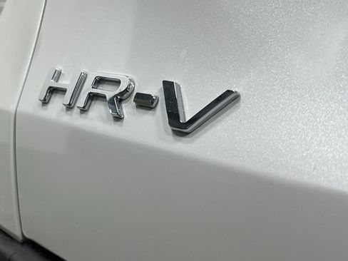 New 2026 Honda HR-V LX image 9