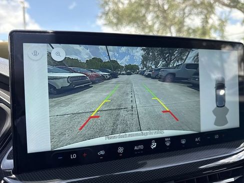 Used 2024 Ford Escape ST-Line w/ Tech Pack #1 FWD image 17