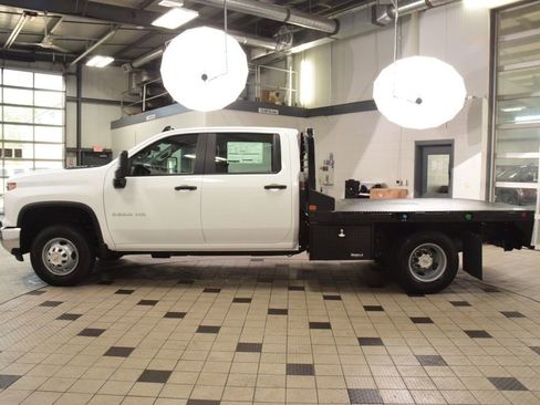 New 2026 Chevrolet Silverado 3500 W/T AWD/4WD image 3