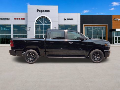New 2026 RAM 1500 Express AWD/4WD image 7