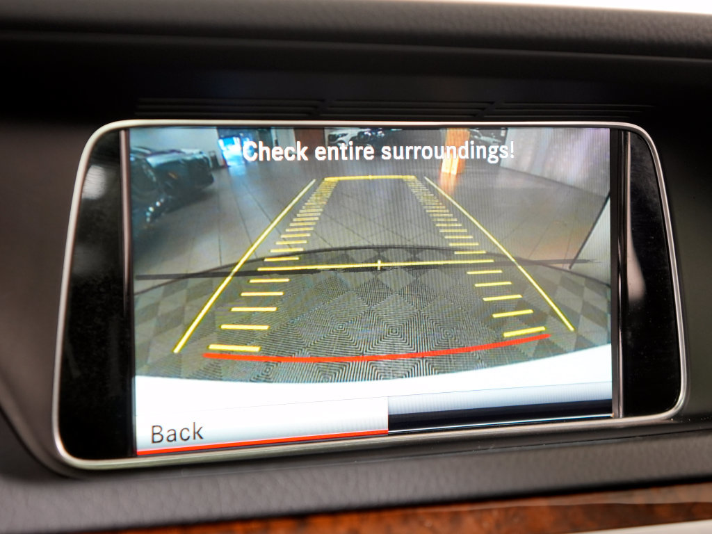 Used 2014 Mercedes-Benz E 350 4MATIC Sedan image 25