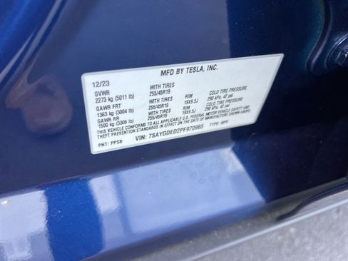 Used 2023 Tesla Model Y 2WD image 28