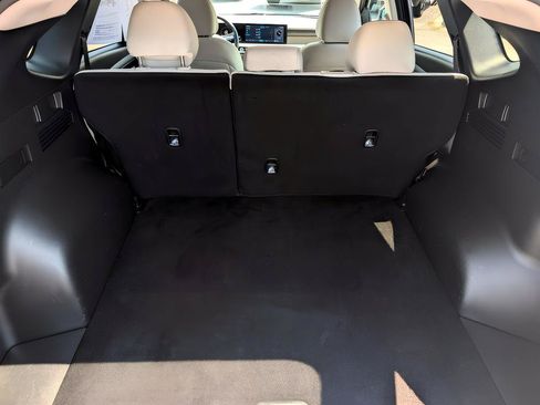 Used 2025 Hyundai Tucson SEL FWD image 26