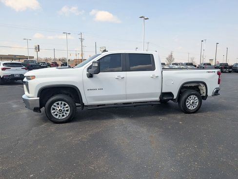 Used 2021 Chevrolet Silverado 2500 LT image 4