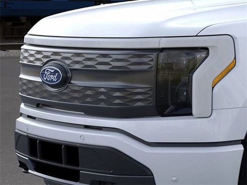 New 2025 Ford F150 Lightning Lariat AWD/4WD image 17