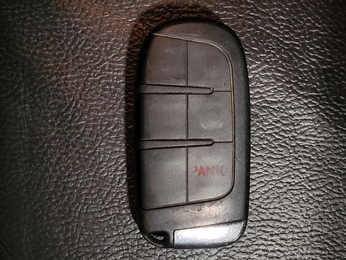 Used 2021 Jeep Compass Limited FWD image 32