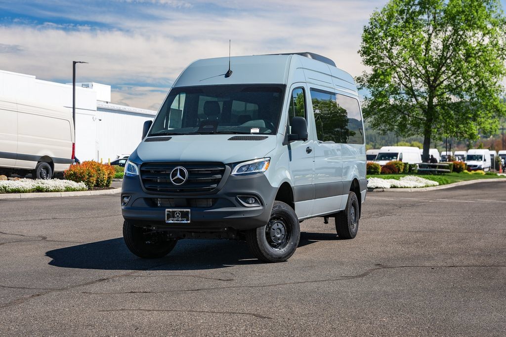 New 2026 Mercedes-Benz Sprinter 2500 360° Tour