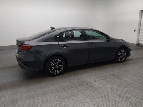 Used 2024 Kia Forte LXS w/ LXS Technology Package FWD image 10