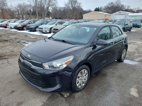 Used 2018 Kia Rio S FWD image 2