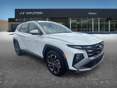 New 2026 Hyundai Tucson SEL Plus FWD image 2