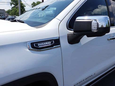 Used 2024 GMC Sierra 1500 Denali w/ Denali Reserve Package AWD/4WD image 7