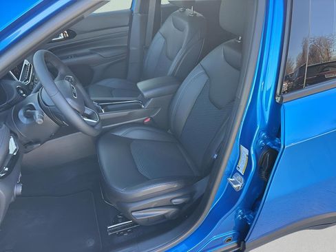 New 2026 Jeep Compass Latitude AWD/4WD image 29