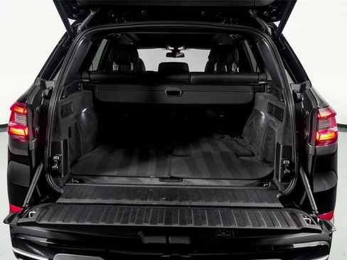 Used 2023 BMW X5 sDrive40i w/ Parking Assistance Package image 58