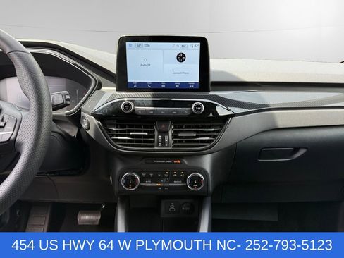 Used 2025 Ford Escape ST-Line AWD/4WD image 11