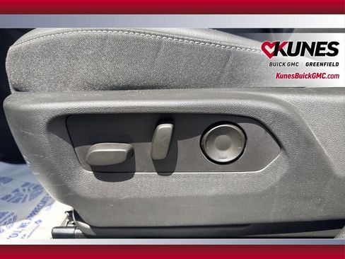 Used 2024 Buick Envision Preferred AWD/4WD image 15