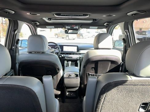Used 2023 Kia Telluride SX X-Line image 12