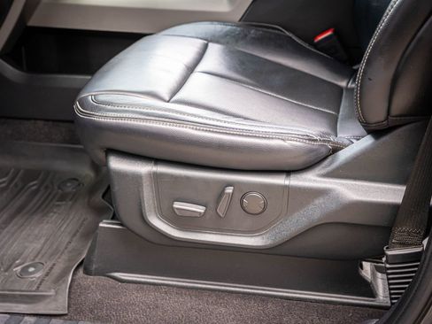 Used 2020 Ford F150 Lariat w/ Equipment Group 502A Luxury AWD/4WD image 10