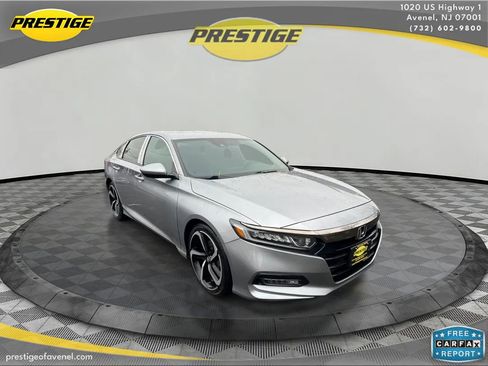 Used 2018 Honda Accord Sport image 2