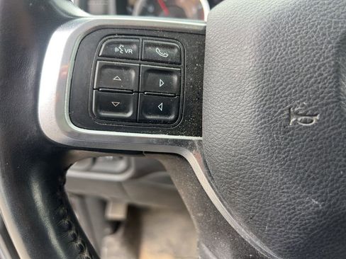 Used 2022 RAM 2500 Laramie AWD/4WD image 11