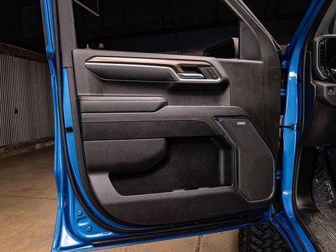 Used 2023 Chevrolet Silverado 1500 RST w/ Convenience Package II image 32