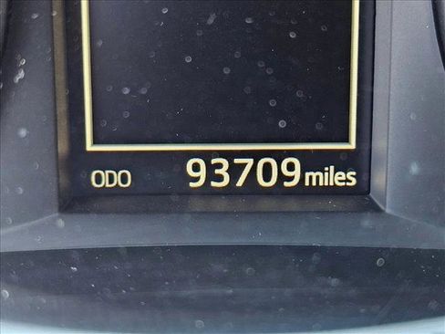 Used 2016 Toyota Highlander Limited Platinum image 11