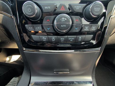 Used 2019 Jeep Grand Cherokee Limited X AWD/4WD image 22
