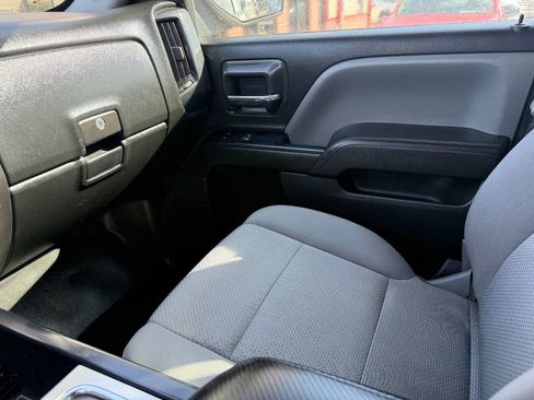 Used 2017 Chevrolet Silverado 1500 W/T RWD image 17