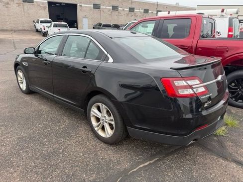 Used 2018 Ford Taurus SEL w/ Equipment Group 201A AWD/4WD image 4