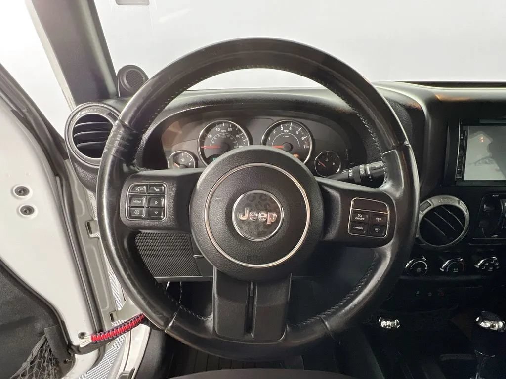 Used 2013 Jeep Wrangler Unlimited Sport AWD/4WD image 12
