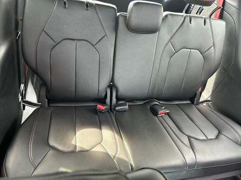 New 2027 Chrysler Pacifica Select AWD/4WD image 21