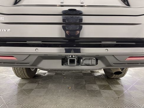 Used 2025 Ford Expedition Active image 8