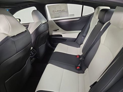 Used 2025 Lexus ES 350 F Sport image 17