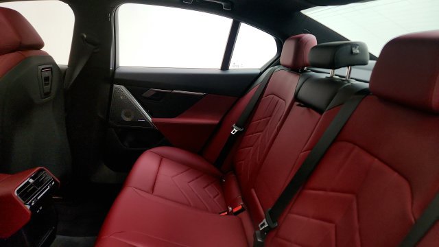 Used 2027 BMW i5 eDrive40 w/ M Sport Package RWD image 46