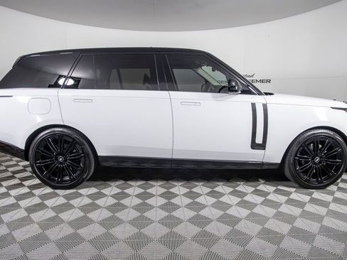 Used 2024 Land Rover Range Rover Long Wheelbase Autobiography AWD/4WD image 3