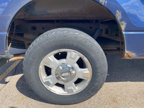 Used 2011 Ford F150 XLT w/ XLT Convenience Pkg AWD/4WD image 7