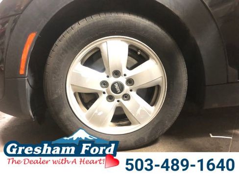 Used 2016 MINI Cooper 4-Door Hardtop image 22