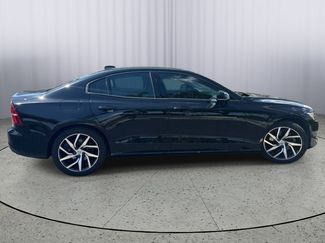 Used 2020 Volvo S60 T5 Momentum FWD video 2