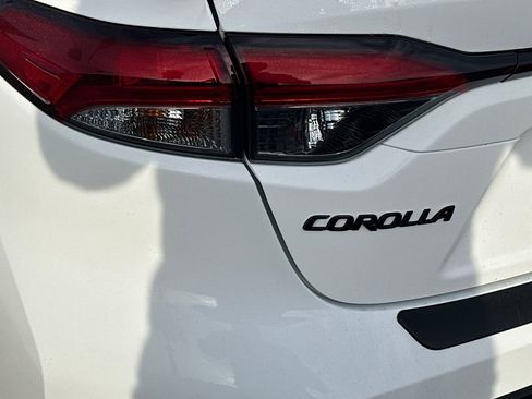 Used 2025 Toyota Corolla FX w/ Convenience Package image 6