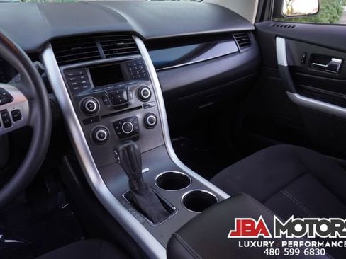 Used 2013 Ford Edge SE image 98