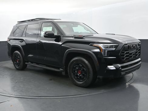 Used 2026 Toyota Sequoia TRD Pro AWD/4WD image 7