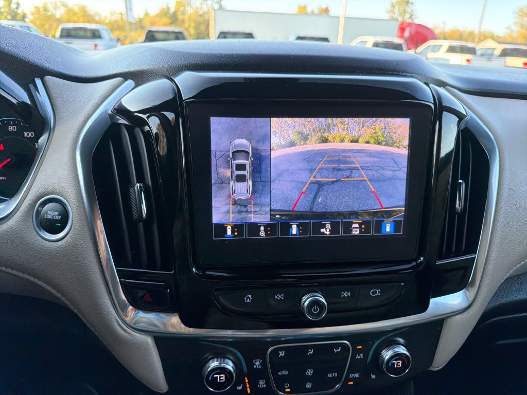 Used 2023 Chevrolet Traverse LT w/ LT Premium Package FWD image 19