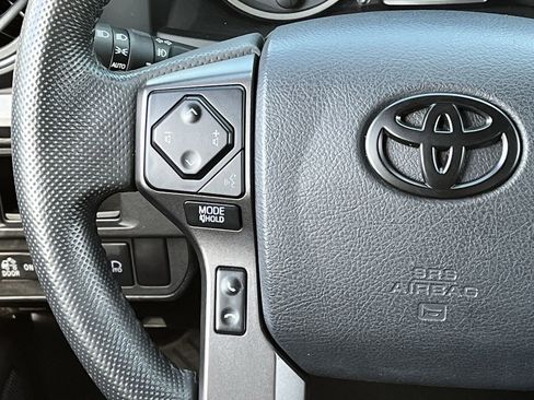 Used 2018 Toyota Tacoma TRD Sport w/ TRD Premium Sport Package image 12